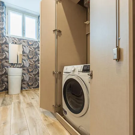 Saint Paul Deluxe Apartments,