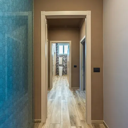 Saint Paul Deluxe Apartments,